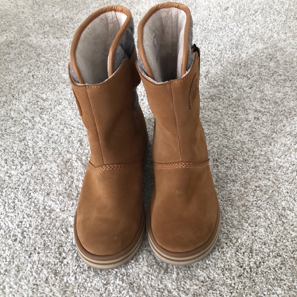 Sorel Tan Quilted Ankle Boots - Picture 5 of 8